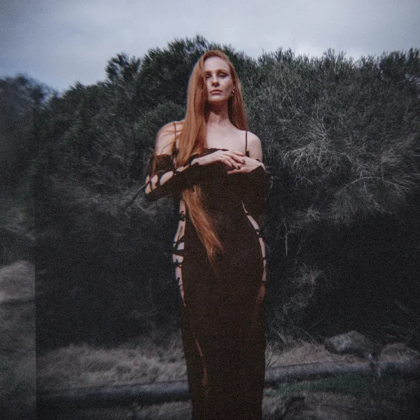 VERA BLUE